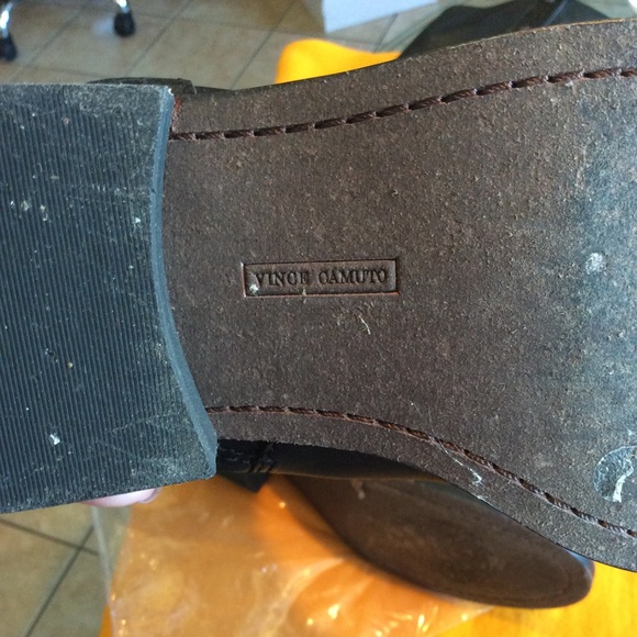 Vince Camuto VC-Fantastic Black Leather Riding Boots Size 9B/39, Pre-owned - Picture 13 of 16